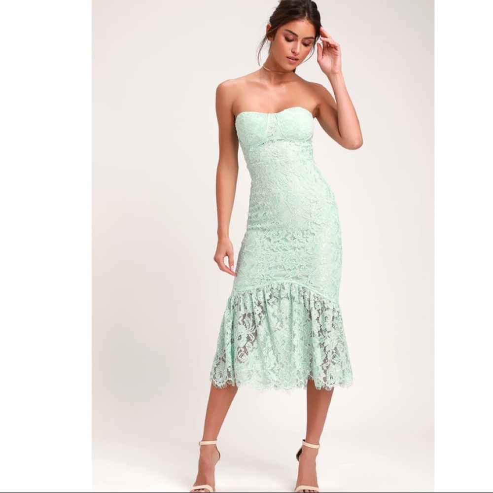 Mint Green Lace Strapless Midi size Medium